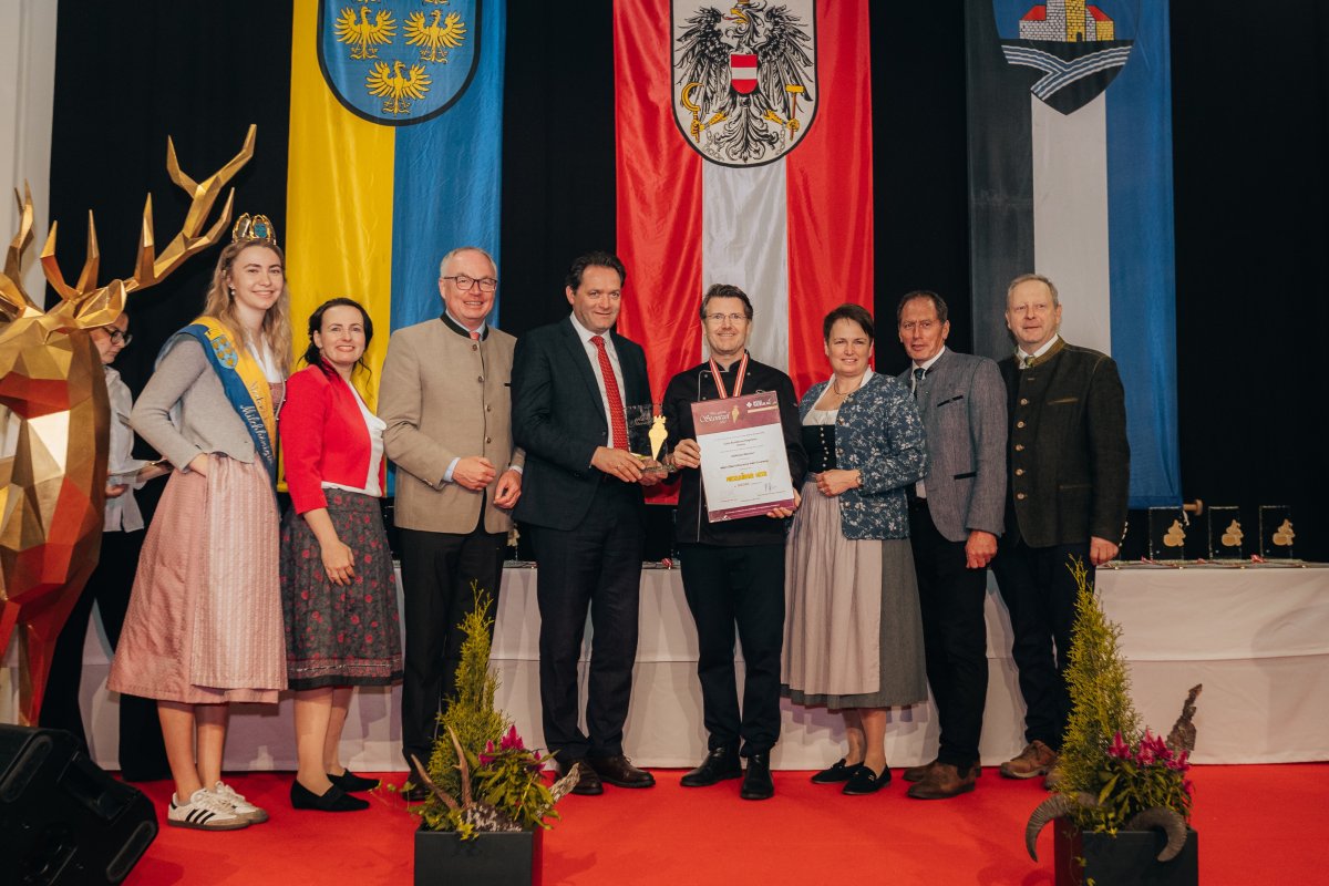 Goldmedaille und Goldenes Eisstanitzel 2025 für „Halleluja Wachau“ von Café-Konditorei Hagmann ©Mike Raab