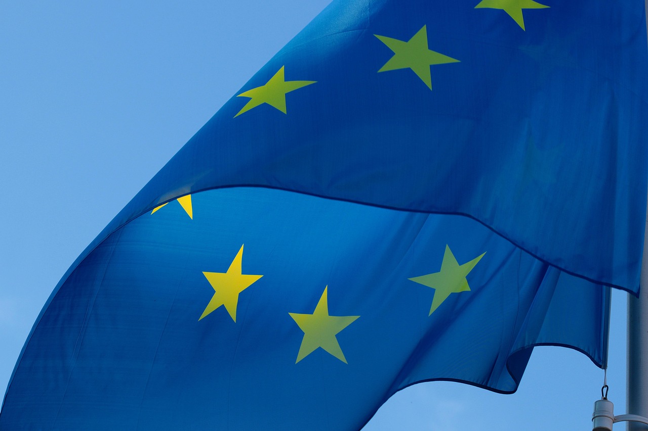 Ab 2026 gelten vereinfachte Berichtspflichten in der EU-Taxonomie. Auch für große Bäckereien und Konditoreien bringt das eine deutliche Entlastung. Jetzt nachlesen, was sich ändert und was nicht mehr gemeldet werden muss.