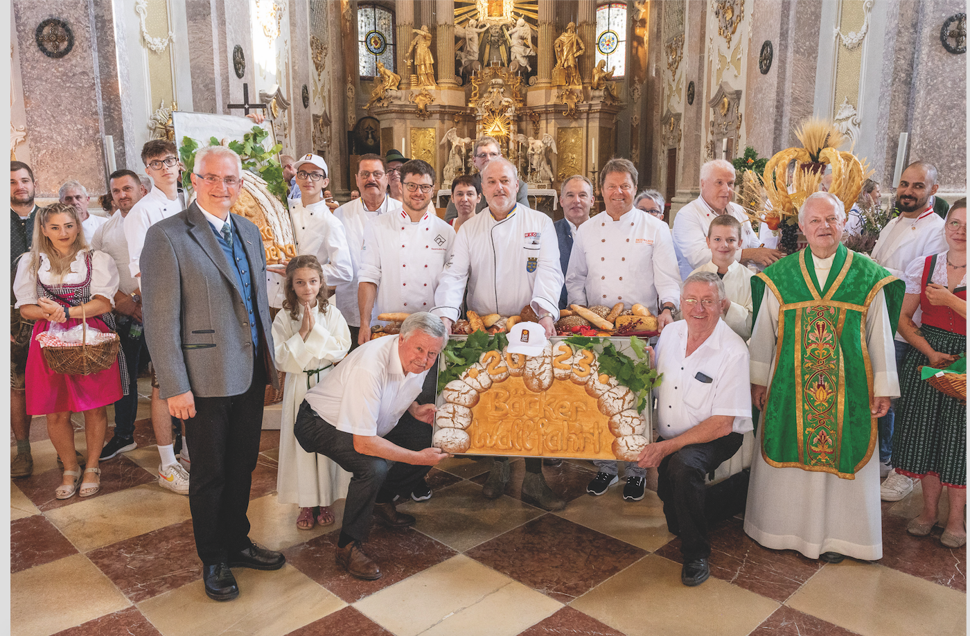 Die niederösterreichischen Bäcker und Fleischer geben bei der Wallfahrt ein starkes Lebenszeichen als Produzenten der wichtigsten Grundnahrungsmittel, als traditionelle Handwerksbetriebe und als regionale Nahversorger. © Beigestellt