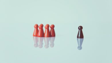 Unser Gehirn hält oft an alten Mustern fest, die Sicherheit vorgaukeln, aber im Alltag von Handwerksbetrieben kaum mehr funktionieren. Hier lernen Führungskräfte neu zu denken. © Unsplash / Markus Spiske