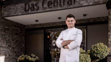 Der dreifach ausgezeichnete „Patissier des Jahres 2025“ Jakob Szedonja übernimmt die Leitung der Patisserie im Das Central. © Rudi Wyhlidal