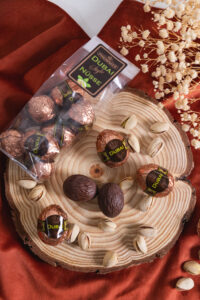 Die „PISCHINGER Dubai Style Nüsse” sind die neueste Limited Edition aus der Wiener Traditions-Confiserie. © Beigestellt