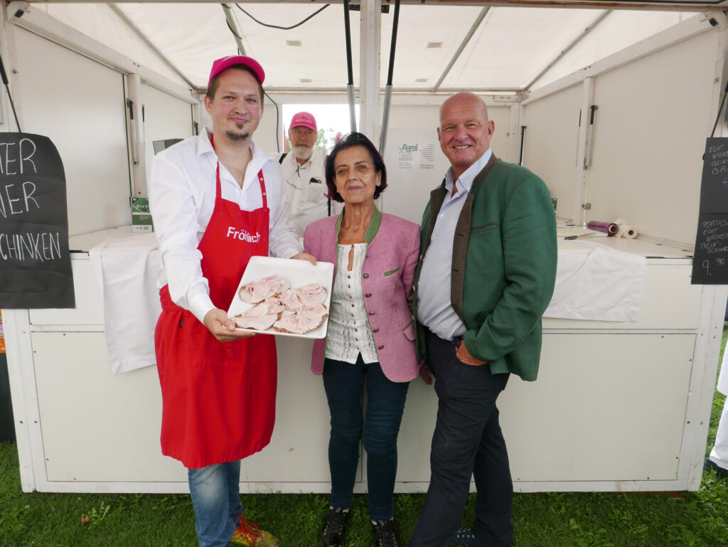 Köstlicher Beinschinken konnte am Stand der Feinkost Fröhlich verkostet werden. © ÖSF / Pöhlmann