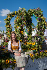 Der traditionelle, prächtige Erntedankumzug ist einer der Höhepunkte des Erntedankfestes. © ÖSF / Pöhlmann