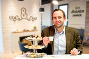 „Wir verbinden traditionelle Backkunst mit zeitgemäßen Methoden“, sagt Georg Resch. © Beigestellt