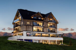 In dem schönen Boutique-Hotel in Tirol, dem Das Marent in Fiss, überzeugt die 22-jährige Patisserie-Chefin Julia Knoll. © Andreas Schabler