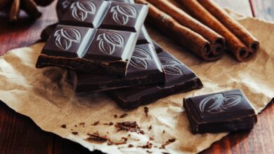 Dunkle Schokolade als Jungbrunnen? Neue Studie entdeckt Anti-Aging-Effekt © Unsplash / Elena Leya