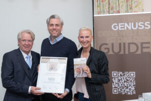 Ausgezeichneter Familienbetrieb ÖLMÜHLE FANDLER: Hans Jörg Stinauer nahm den Preis entgegen. © Tanzer