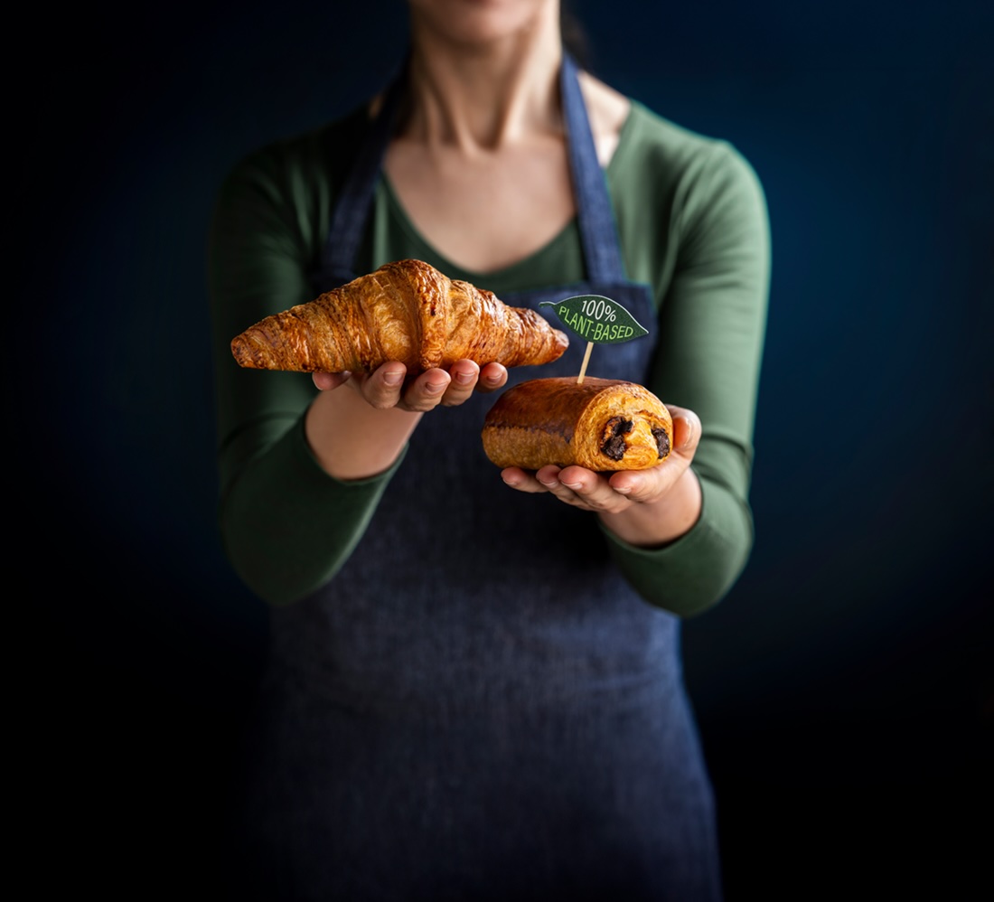 Plant-based Plunderklassiker von Vandemoortele: Croissant und Schokobrötchen auf rein pflanzlicher Basis überzeugten in einem sensorischen Blindtest eine deutliche Mehrheit der Konsument:innen. © Vandemoortele