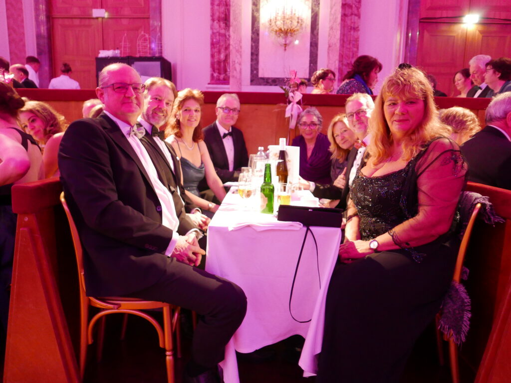 MIWE zählt seit Jahren zu den Unterstützern des ZuckerBäckerballs, das MIWE-Team zu den treuen Ballgästen. © Ripix