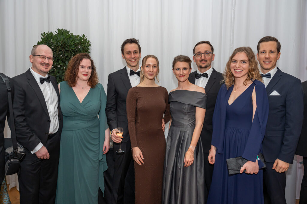 Das Team der Lebensmittelakademie hatte Thomas Muschelknautz (l.), den Geschäftsführer der Bundesakademie des deutschen Bäckerhandwerks Weinheim, zu Gast. © Ripix