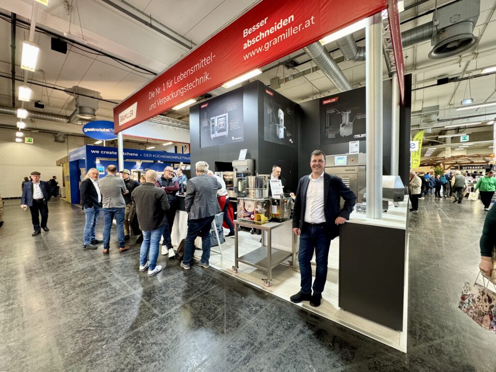 Gramiller-Geschäftsführer Gerhard Pockenauer zeigte sich abermals sehr zufrieden mit dem Besucherinteresse. © ÖBKZ/Braune