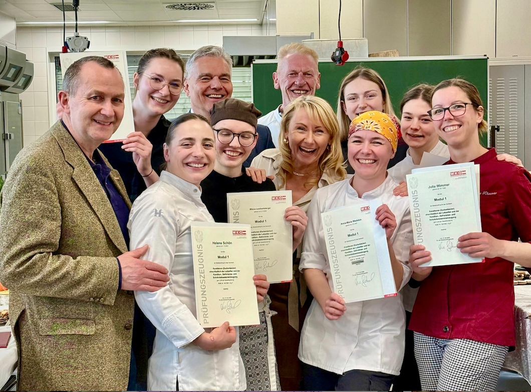 WIFI Linz: Meisterprüfung der Konditorinnen mit Top-Ergebnissen
