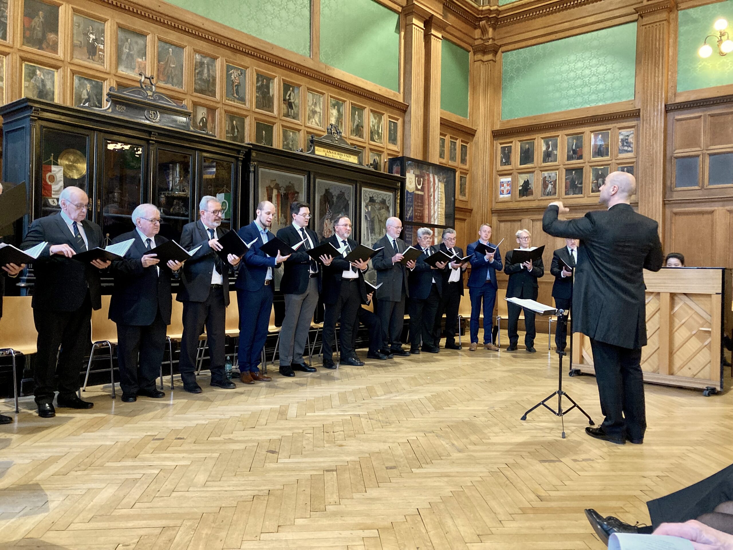 Tradition trifft Klang: Wiener Bäcker füllen Festsaal beim Konzert